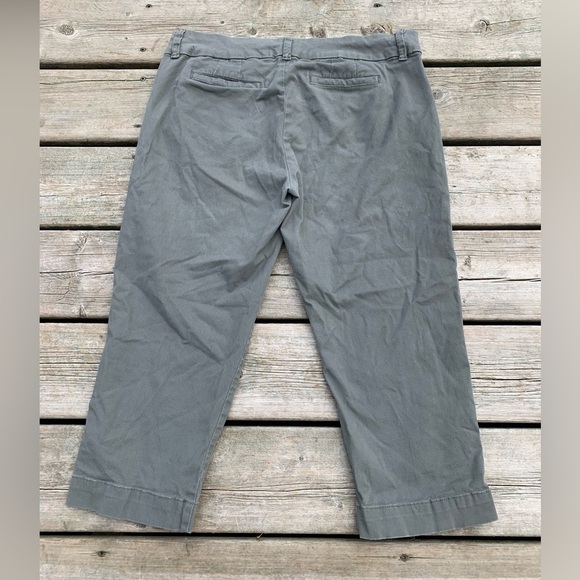 💜 Denver Hayes Mia Mid-Rise Capri Pants - Size 12 - Grey/Green Khaki - Picture 7 of 8